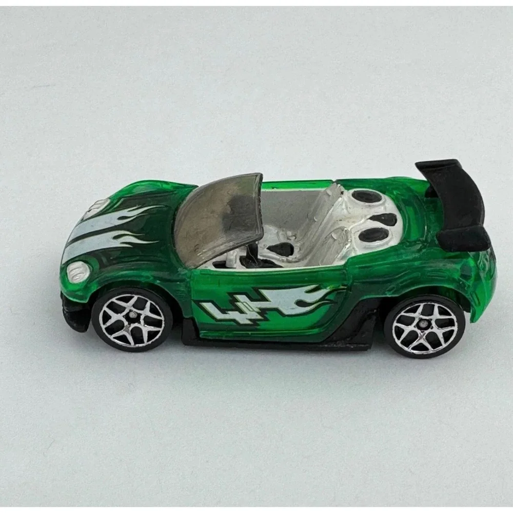 Hot Wheels Trak-Tune 2003 Translucent Green‎ White Flames 143 Diecast Tuner Car